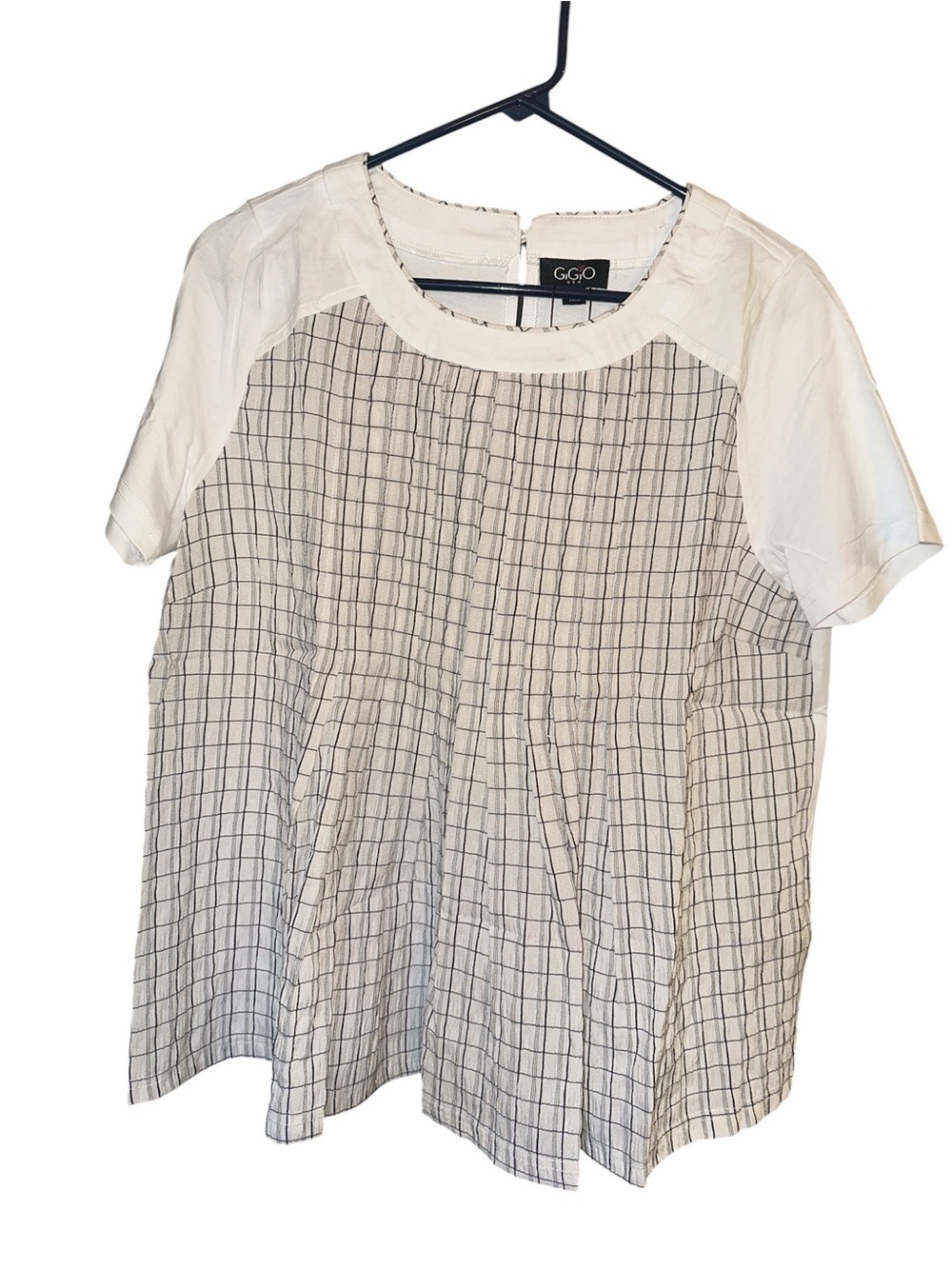 NWT! Gigio White & Black plaid SS Top -Sz M